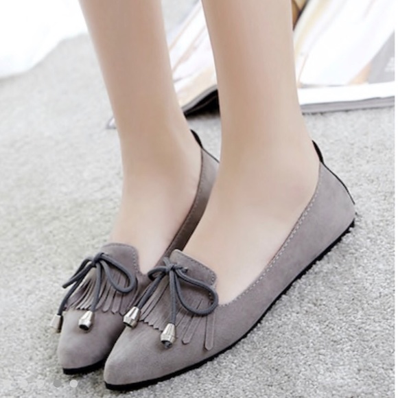 🆕Pointed toes suede tasseled loafer flats - Picture 2 of 5